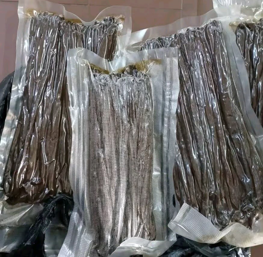 Vacuum Sealed Vanilla Beans